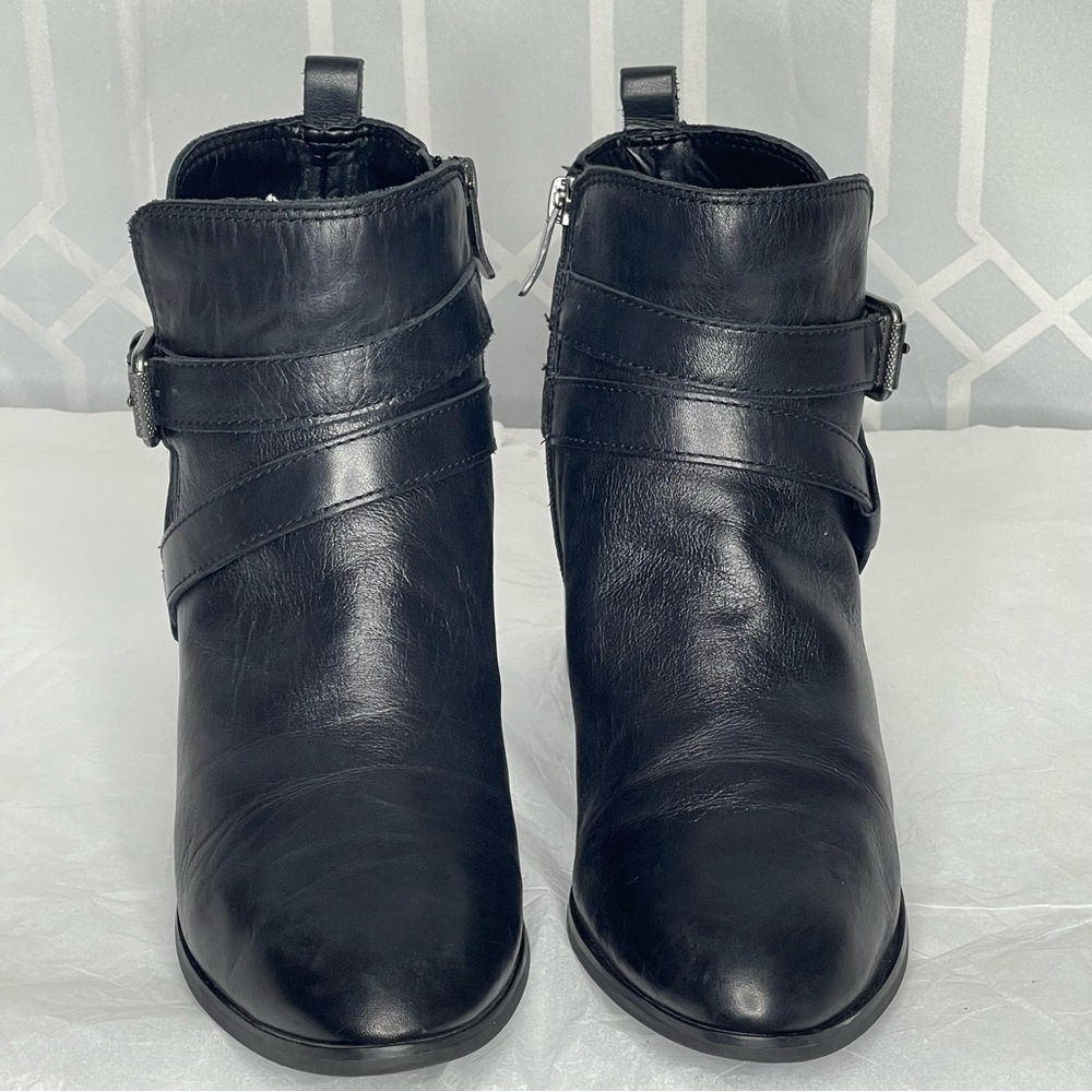Evolve by Easy Spirit Evshore Black Leather Block Heel Ankle Boots Size 9.5M